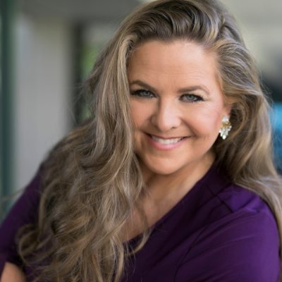 sharifitz's profile picture. Founder Shari’s Berries, Professional Speaker, Published Author, CEO Berried In Chocolate, Entrepreneur