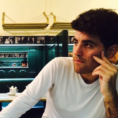 MrNach's profile picture. Politólogo. Bohemio. Entusiasta de la fotografía y la cocina.