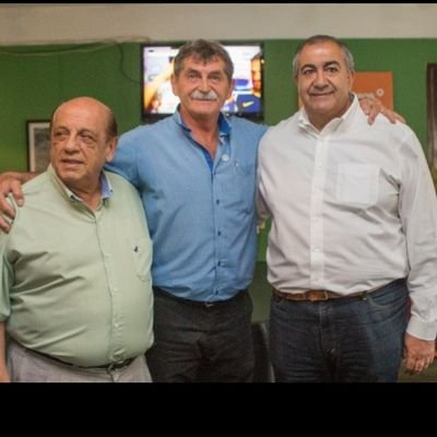 Peronista, Racinguista, padre y abuelo. Sec. de Políticas de Empleo CGT Regional Quilmes, Berazategui y Fcio. Varela. Concejal Bloque Justicialista.