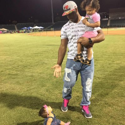 Follower of Christ, Husband, Dad| UCONN Football ALUM 99-03|Former D1 Football Coach| Founder of Lundy Elite Athletic Development & Reps