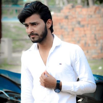 Abhishe33834013's profile picture. Businesse Tycoon
