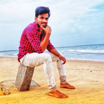 4eWNmdPNvFBJpcF's profile picture. 