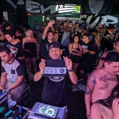 @BotafogoOficial ⚫⚪ - A sorte favorece as mentes preparadas !!!
-