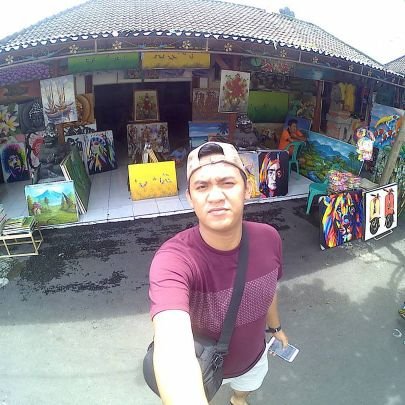 RanSpram's profile picture. hidup ini keras,maka lembutlah