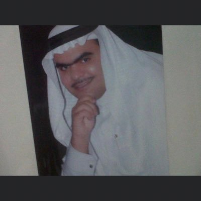 محمد عبدالرحمن خريج اعلام ممثل ولا كن مبتدء مثلت ادوار بسيطه العمر 34 من جده