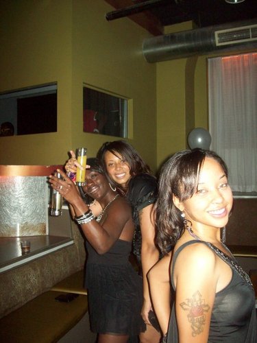 Monaypink's profile picture. 