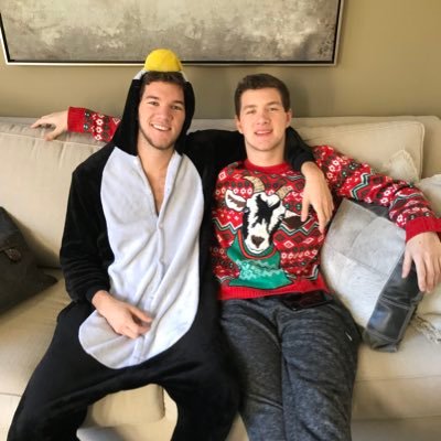 JakePearlman11's profile picture. Good vibes only