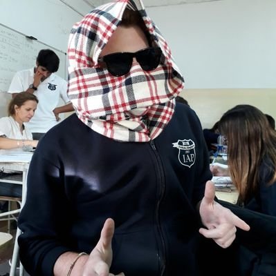Colorado🎭
~La suerte nunca esta de nuestro lado~
