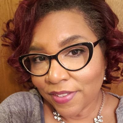 luvngothers's profile picture. 