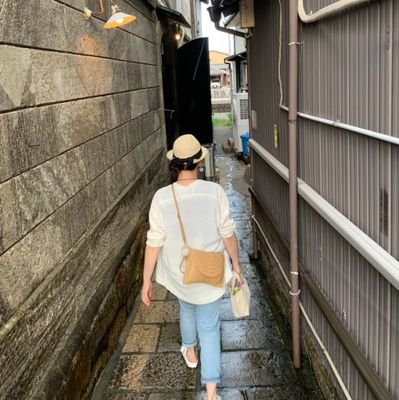 nuaCKrmL7hfmoWc's profile picture. 美味しいもの、動物、カフェ、本、漫画、音楽、YOUTUBEが大好き。