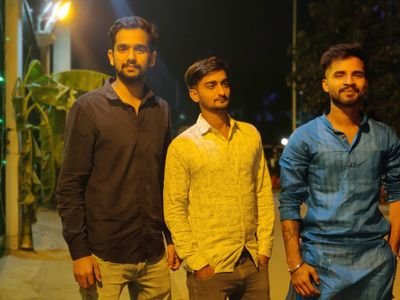 Singh333Vikram's profile picture. attitude jruri hai bhaia...😅😅