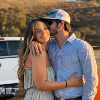 alyssaschrader4's profile picture. 