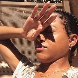 AttoumaniFaheza's profile picture. From Réunion Island 🌺

📚 Étudiante en communication
📷 Passionnée par la technologie, la photographie et le voyage