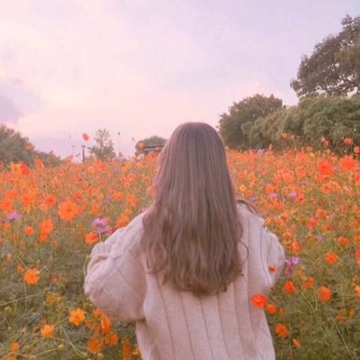 EpqzdSsoQ0bbdsj's profile picture. 好きな食べ物は春巻きです。