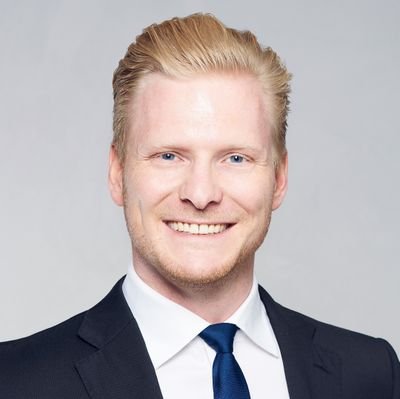 Ian Buck is a strategic thinker and problem solver, interested in addressing global and local challenges from an economic, social and environmental perspective.