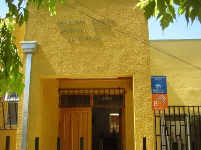 Nuestra Querida Biblioteca Pública Municipal N°256 La Florida Talca.
38 años al servicio de la Comunidad Talquina.