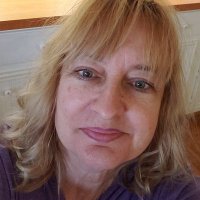 Shelley Ellis - @Shelley23275114 Twitter Profile Photo