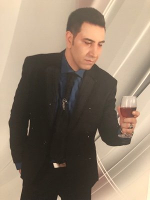 shahram88036302's profile picture. عاشق ارزهای دیجیتال ، انگشتر های زینتی البته انگشترها رو‌میتونید سفارش بدید