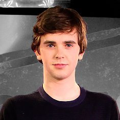 Fonte atualizada de notícias sobre o ator, produtor, roteirista e diretor britânico Freddie Highmore.