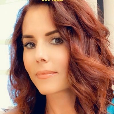 debczdrazil's profile picture. 