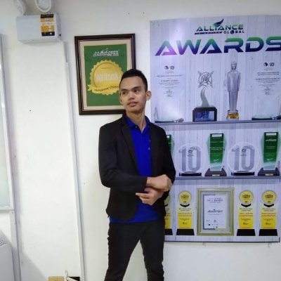 Mentor|Online marketer|Professional Networker|Entrepreneur
check our official website:
https://t.co/oj5M26Pp03
Whatsapp:+639505015074