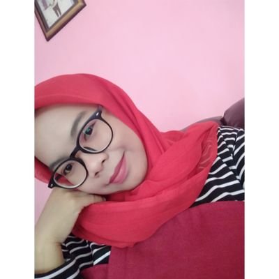 MuchlizaMuhtar's profile picture. Halo