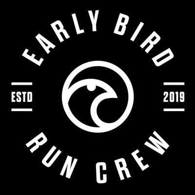 An Early Bird Run Crew member starts their day by moving outside. Just take a selfie and use the hashtag #EBRC JOIN US 🙌🖤 💕Proud @theCALMzone Run Collective