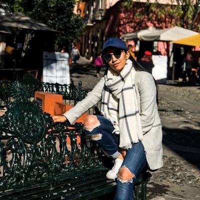 alersanchez's profile picture. Working on a better me🌻. XXVI.