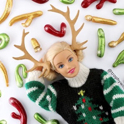 AncasterProble1's profile picture. Keeping up with the Joneses.