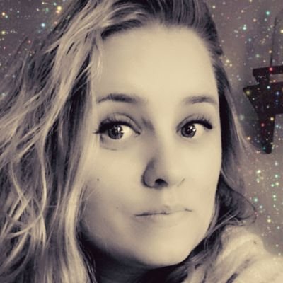 joelle_me_shell's profile picture. Mother of tiny humans, bff of four-legged friends, writer of words, lover of all things good in the world, constant work in progress.