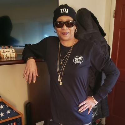 U.S. Air Force retired. 
Proudly served 23 years. Born and raised New Yorker. #ERAWarrior ♀️
NY GIANTS 🏈
          KNICKS🏀 YANKEES ⚾️