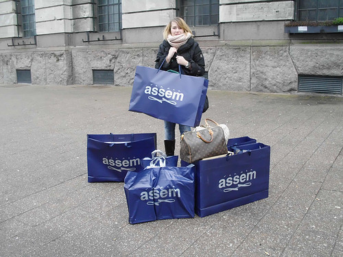 svandruenen's profile picture. 25 years old | in a relationship | nieuwerkerk a/d ijssel | writer | e-commerce manager