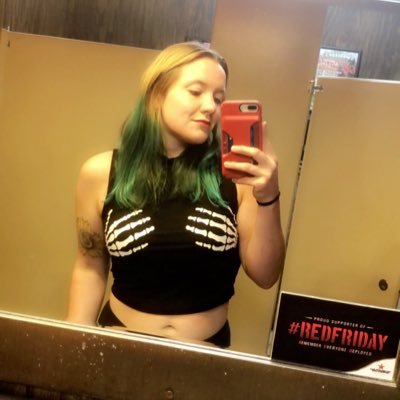 diedoflaughter's profile picture. like a drunk maya angelou (she/her)