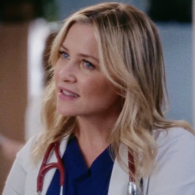 Follow her on ig and twitter as @JessicaCapshaw