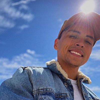 Santiago-Chile👽✨📍 25%🍁 ~ Aries ♈️ “Wild And Fluorescent”