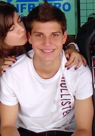 16 anos, Atleta de Futebol, estudante de Gestão Empresarial. Prazer!