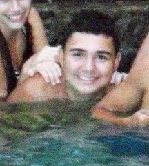 GSchittino's profile picture. A persistência é o caminho do êxito.

Charles Chaplin.