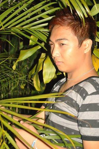 Simple Boy with a simple dream and thats is to become a superstar