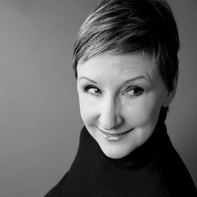 lorilanemurphy's profile picture. Storyteller, writer, speaker, author Bipolar Expedition, podcaster Stories Like Crazy, mental health advocate