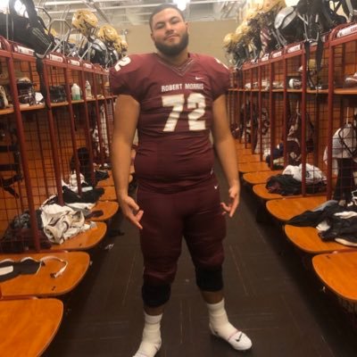 Robert Morris University Football 2023 Saint Viator Alumi 2019 : OL : 6'7 270