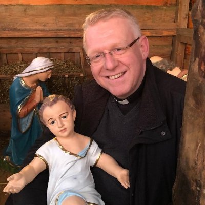 Roman Catholic Priest Pastoor van Holsbeek, Sint-Pieters-Rode, Nieuwrode en Kortrijk-Dutsel https://t.co/R48G6riaaE