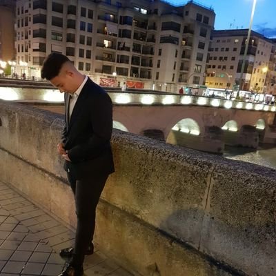 Para alcanzar tus sueños es mejor echarle ganas, que rendirse.