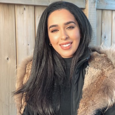 SaraTheKabyle's profile picture. Kanye West attitude on some Drake feelings.