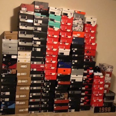For inquiries call (678)209-4006 or email us @ TheSoleConnectAtl@gmail.com All sneakers sold & featured are 100% Authentic! Sneakers.....It's Life!