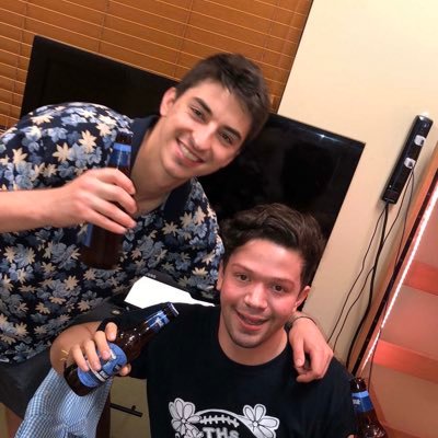 thatboy_12's profile picture. I am a person who cries when I get hurt and I am person who loves everyone that I meet and will get to meet...