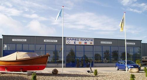 Het adres voor nieuwe en jong gebruikte Sloepen | Yachten | Sportboten | ook het adres voor Bemiddeling | Winterstalling | Onderhoud |