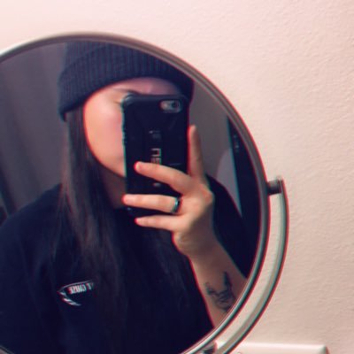 mick1226_graham's profile picture. 🌈|23| wild Spirit🦖🦕| #potheadtillidropdead Alexis Ann Garcia💜 Luna Bean💕 & Ella🎀 & Jager🖤 & Nimbus💙