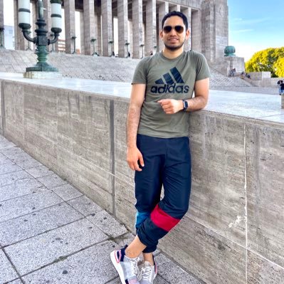 andresfvanegas's profile picture. Doctorando en Educación, Mg. en Administración y Docente de ❤️ Never let fear decide your fate. 👻 🥥 🍰 = ♥️ From 🇨🇴 🇺🇸 🇵🇪 🇦🇷