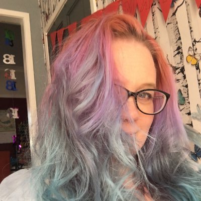 Mum of 3 very awesome offspring, owner of https://t.co/dFcRDBaTA6 and https://t.co/mW72uBMnpn