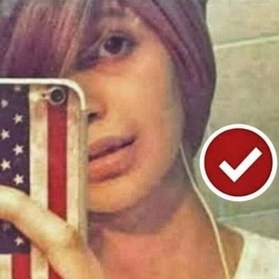 IyGbqRKbjpElFzB's profile picture. ‏مَشِينة مزاعلينك غِير تَلحگنه